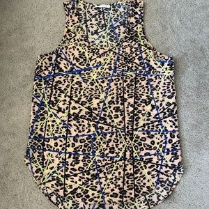 FUNKY SLEEVELESS TOP BY LUSH
